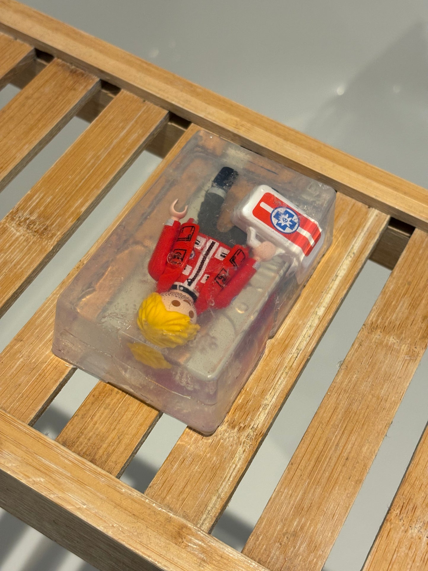 Unieke PlayWithSoap™ Ambulancebroeder (2)